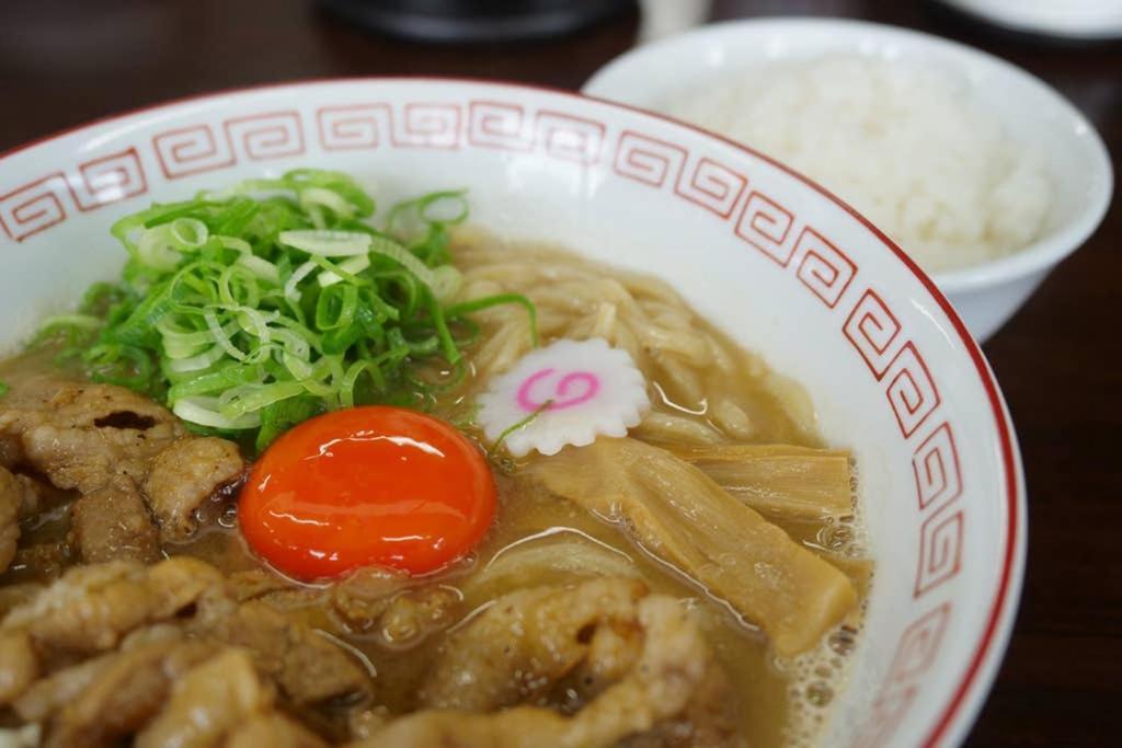 ゲストハウス八街 Bagian luar foto